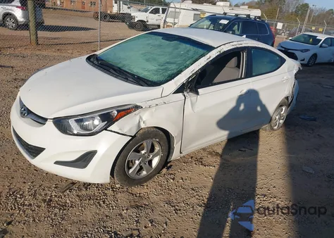 2014 Hyundai Elantra Se z USA, uszkodzony, nr VIN 5NPDH4AE6EH524274